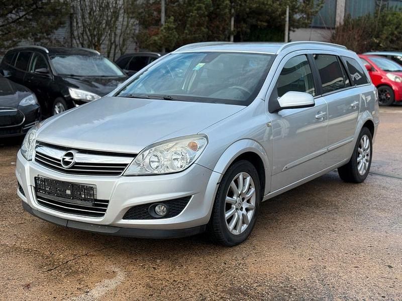 Silber Gebraucht 2008 Opel Astra Kombi | 2.900 € (Fairer Preis) - Bild 1/4