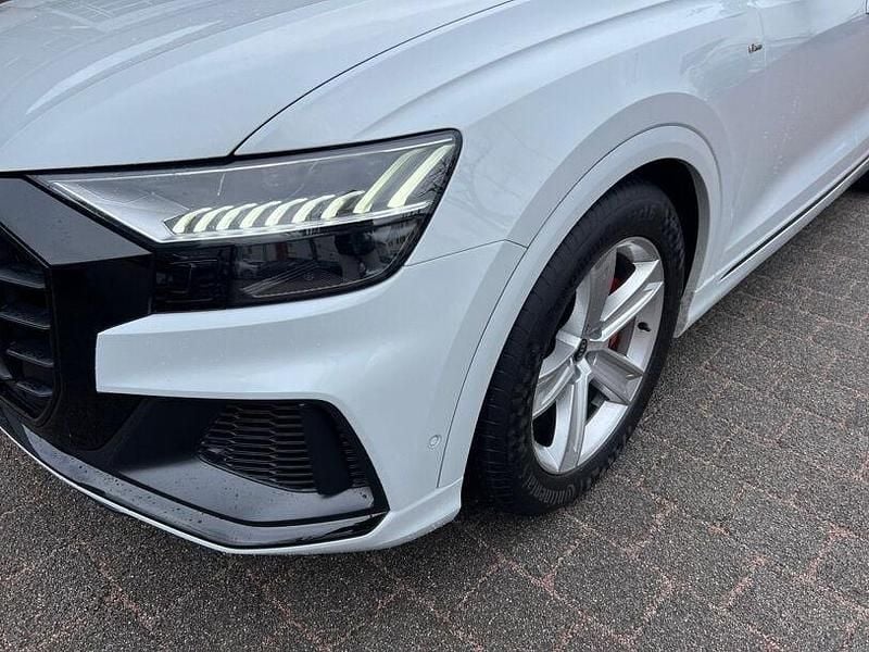 Gebraucht Audi Q8 S-Line 381 PS (280 kW) 2022 Weiß SUV