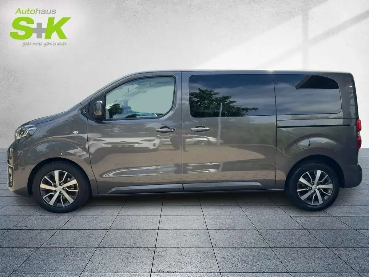 Gebraucht Toyota Proace Verso Team 177 PS (130 kW) 2020 Basaltgrau metallic Kombi