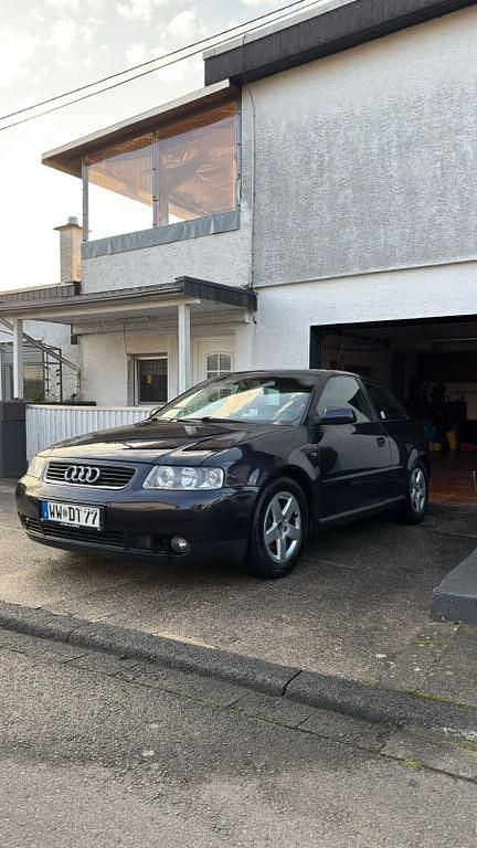 Gebraucht Audi A3 Ambition 131 PS (96 kW) 2002 Blau Kleinwagen