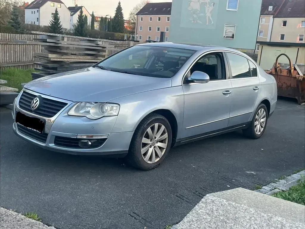 Gebraucht VW Passat 140 PS (102 kW) 2006 Grau Limousine