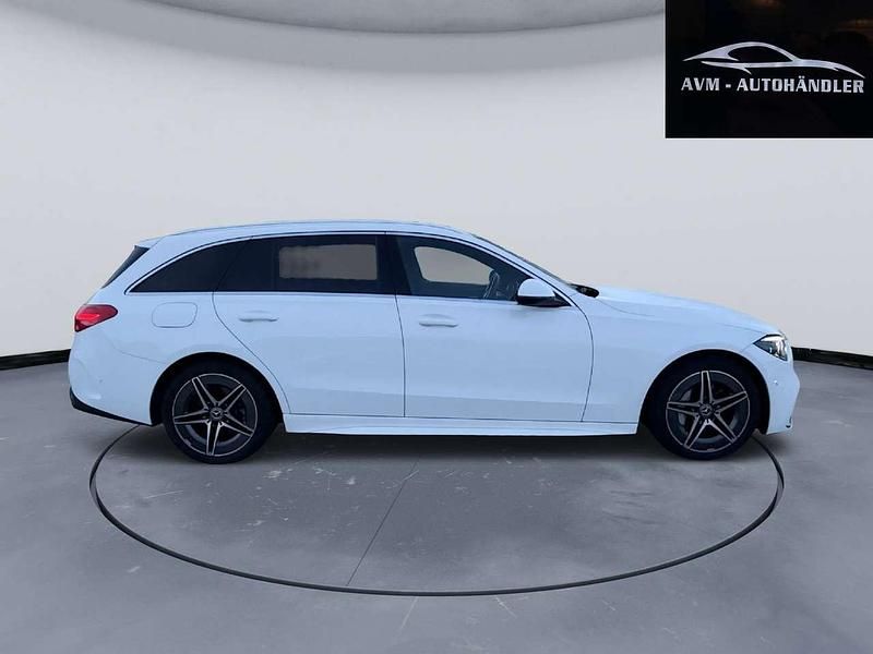 Gebraucht Mercedes C200 AMG 204 PS (150 kW) 2022 Polarweiss  unilack Kombi