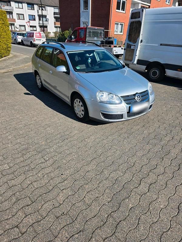 Gebraucht VW Golf V 105 PS (77 kW) 2007 Silber Kombi