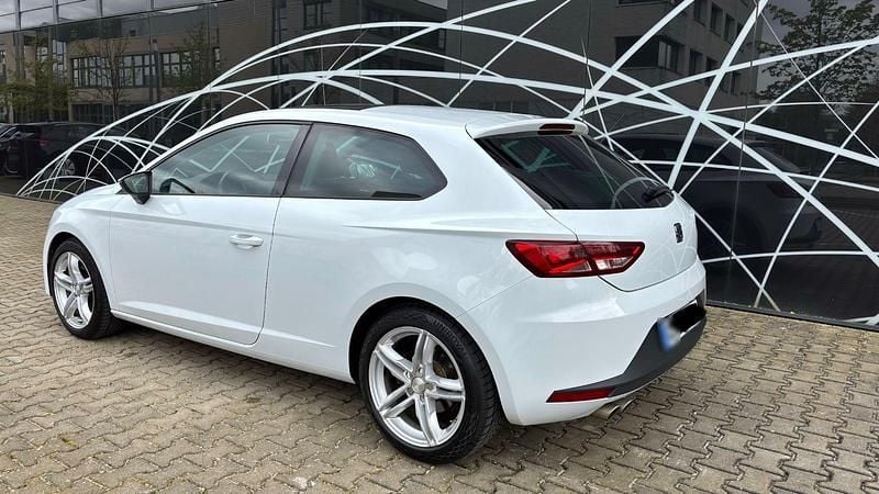Second-hand Seat Leon FR 184 CP (135 kW) 2015 Alb Coupe