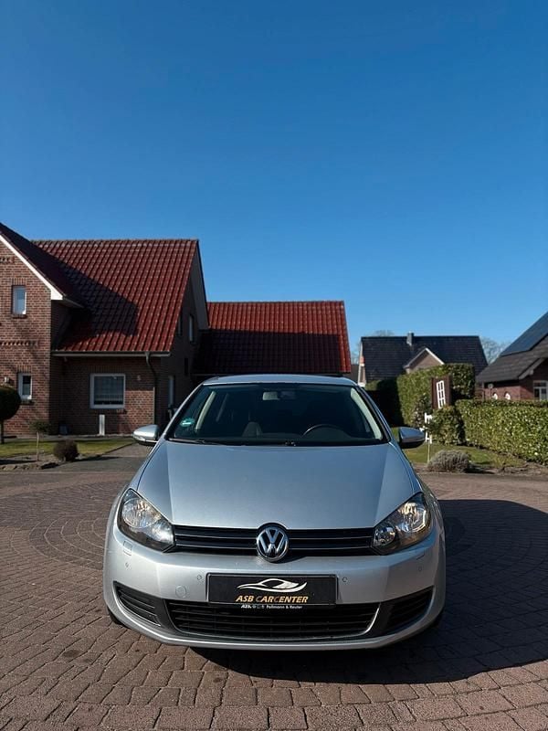 Gebraucht VW Golf VI 140 PS (102 kW) 2011 Silber Kleinwagen