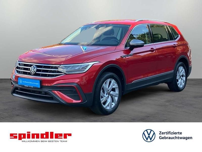 Kings red metallic Gebraucht 2022 VW Tiguan Allspace Life SUV | 31.980 € (Teuer) - Bild 1/3