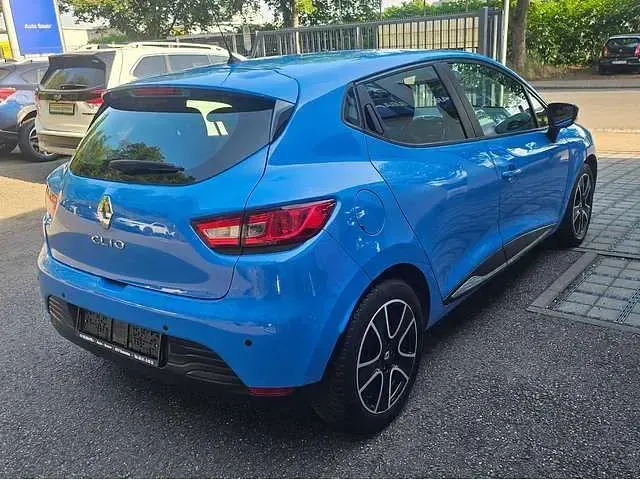 Gebraucht Renault Clio Dynamique 73 PS (53 kW) 2015 Französischblau Kleinwagen
