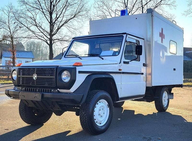 Reinweiss Gebraucht 1994 Mercedes G290 SUV | 149.995 € - Bild 1/4