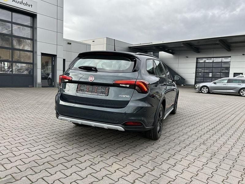 Gebraucht Fiat Tipo Cross 131 PS (96 kW) 2024 Foresta grün Kombi