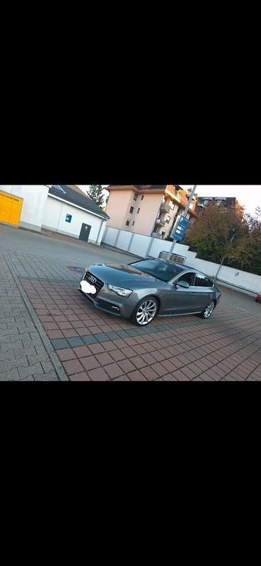 Gebraucht Audi A5 Sportback 190 PS (139 kW) 2016 Grau Kleinwagen