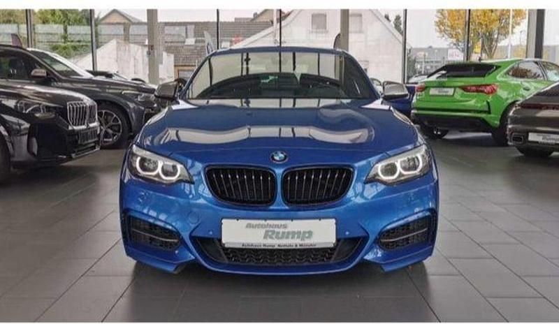 Blau Gebraucht 2018 BMW M240 M Sport Coupé | 34.900 € (Guter Preis) - Bild 1/4