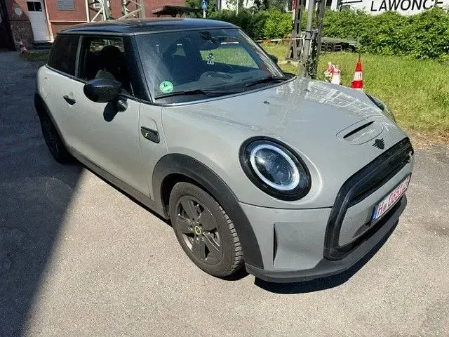 Gebraucht Mini Cooper SE Essential 135 kW (184 PS) 2022 Grau Kleinwagen