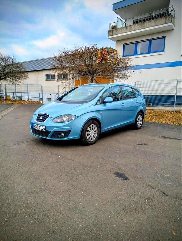 Gebraucht Seat Altea XL Sport 125 PS (91 kW) 2009 Blau Van / Kleinbus