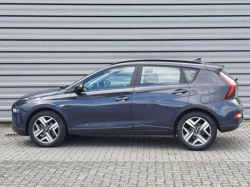 Gebraucht Hyundai Bayon Intro Edition 101 PS (74 kW) 2022 Grau SUV