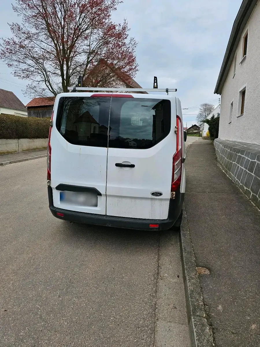 Gebraucht Ford Transit Custom 102 PS (75 kW) 2013 Weiß Van / Kleinbus