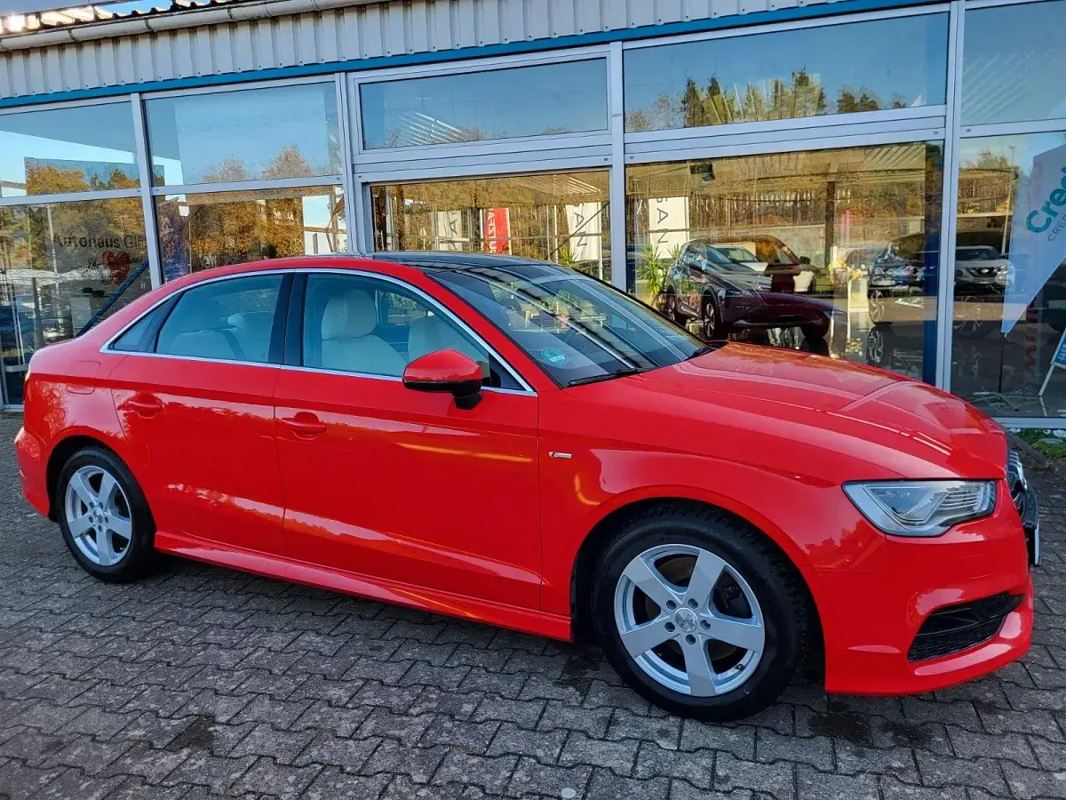 Gebraucht Audi A3 Ambition 179 PS (131 kW) 2014 Rot Limousine