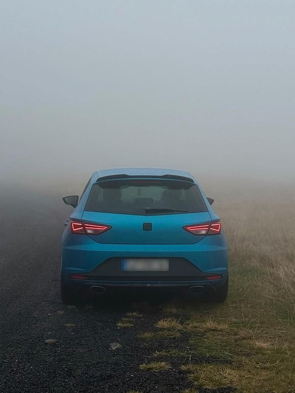 Gebraucht Seat Leon Cupra 265 265 PS (194 kW) 2015 Blau Limousine