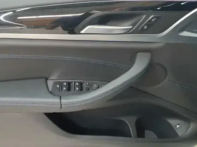 Gebraucht BMW X3 M Sport 292 PS (214 kW) 2021 Alpinweiß SUV