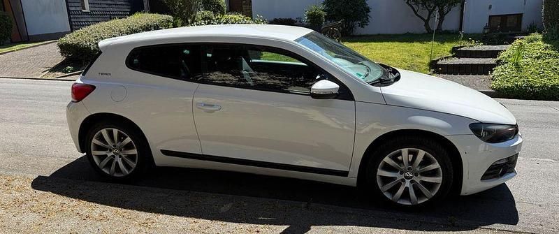 Gebraucht VW Scirocco Team 160 PS (117 kW) 2010 Weiß Coupé