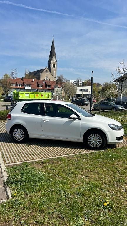 Gebraucht VW Golf VI Trendline 80 PS (58 kW) 2010 Weiß Kleinwagen
