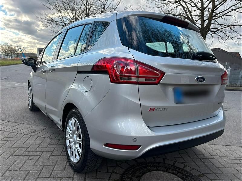 Gebraucht Ford B-MAX 101 PS (74 kW) 2012 Silber Van / Kleinbus