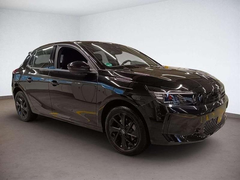Lackierung schwarz perla nera/ Gebraucht 2024 Opel Corsa Kleinwagen | 19.490 € (Fairer Preis) - Bild 1/4