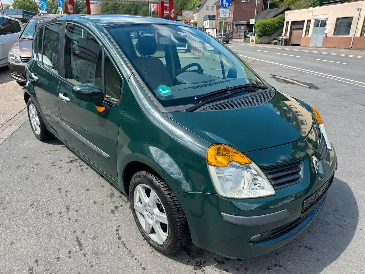 Używany Renault Modus 112 KM (82 kW) 2006 Zielony Minivan