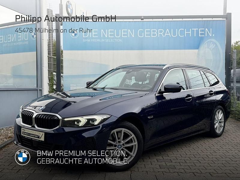 Bmw individual tansanitblau me Gebraucht 2022 BMW 330e Sport Line Kombi | 31.990 € (Fairer Preis) - Bild 1/4