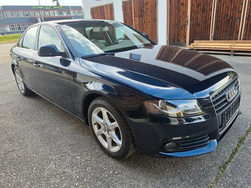 Gebraucht Audi A4 Attraction 160 PS (117 kW) 2007 Blau Limousine