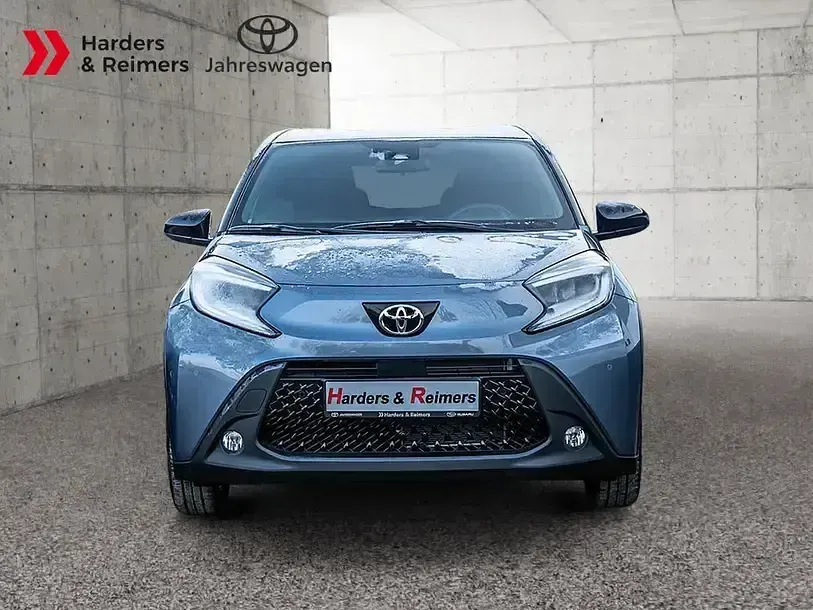 Neu Toyota Aygo 72 PS (52 kW) 2025 Grau
