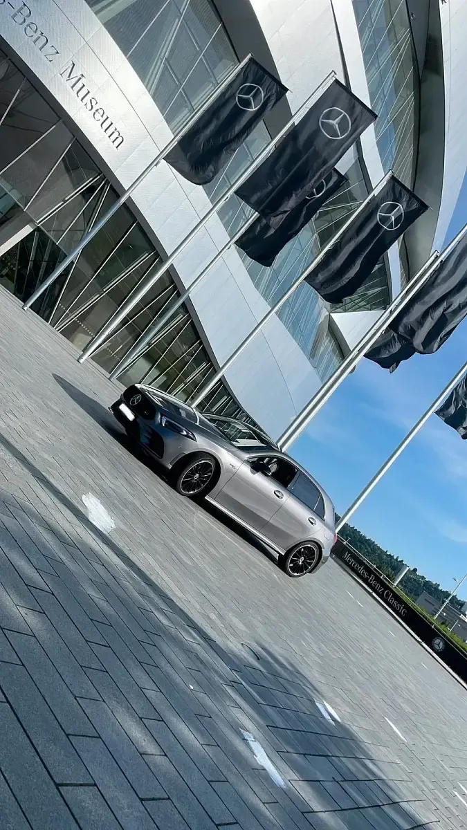 Gebraucht Mercedes A200 AMG line 164 PS (120 kW) 2018 Braun Limousine