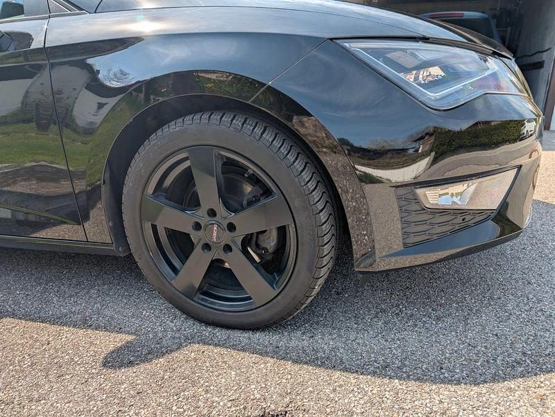 Gebraucht Seat Leon FR 150 PS (110 kW) 2015 Schwarz Limousine