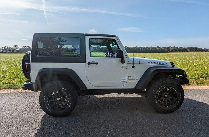 Gebraucht Jeep Wrangler Rubicon 200 PS (147 kW) 2013 Weiß SUV