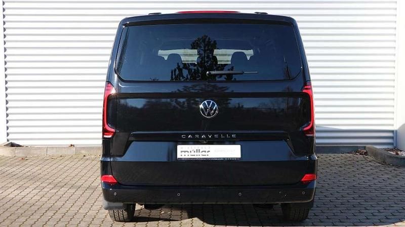 Neu VW T7 Style 150 PS (110 kW) 2026 Midnight black metallic Van