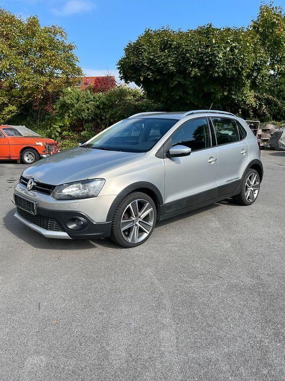 Andere farben Gebraucht 2012 VW Polo Cross Kleinwagen | 7.500 € (Fairer Preis) - Bild 1/4