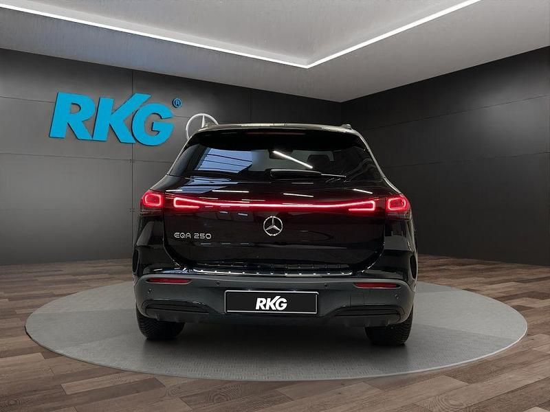 Gebraucht Mercedes EQA250 AMG 139 kW (190 PS) 2022 Schwarz SUV