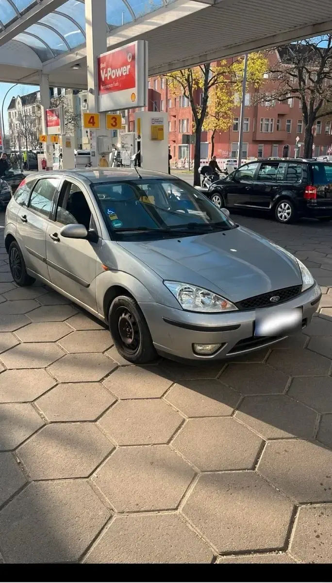 Usata Ford Focus 110 CV (80 kW) 2002 Argento Coupé