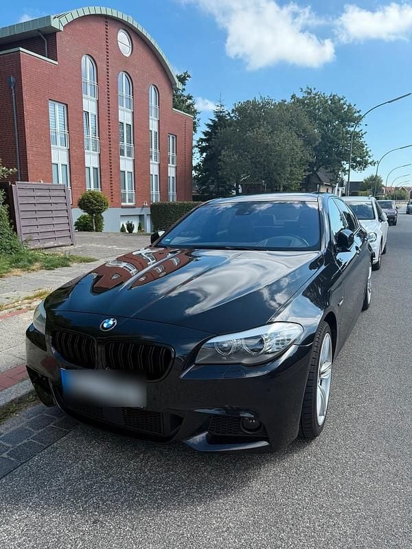 Schwarz Gebraucht 2010 BMW 530 M Sport Limousine | 15.500 € (Teuer) - Bild 1/4