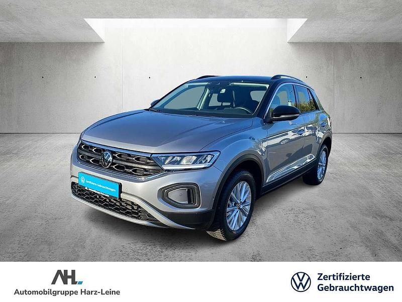 Silber Gebraucht 2024 VW T-Roc Life SUV | 24.480 € (Fairer Preis) - Bild 1/3