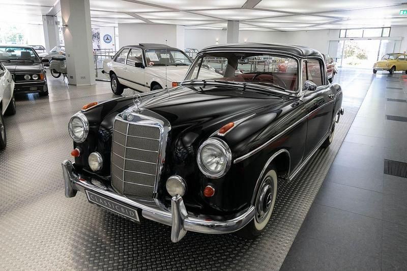 Gebraucht Mercedes 220 106 PS (77 kW) 1958 Schwarz Coupé