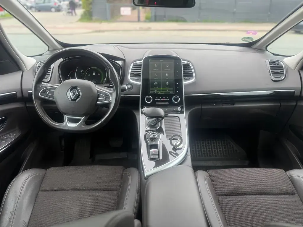 Używany Renault Espace Intens 160 KM (117 kW) 2018 Czarny Minivan
