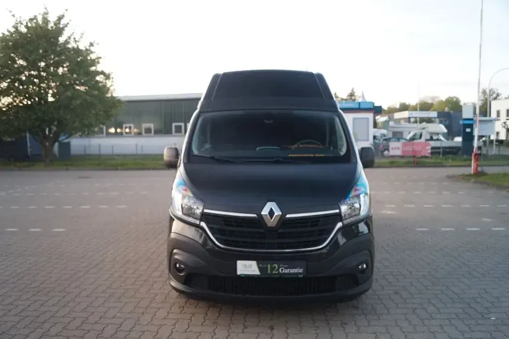 Gebraucht Renault Trafic 145 PS (106 kW) 2021 Schwarz Van / Kleinbus