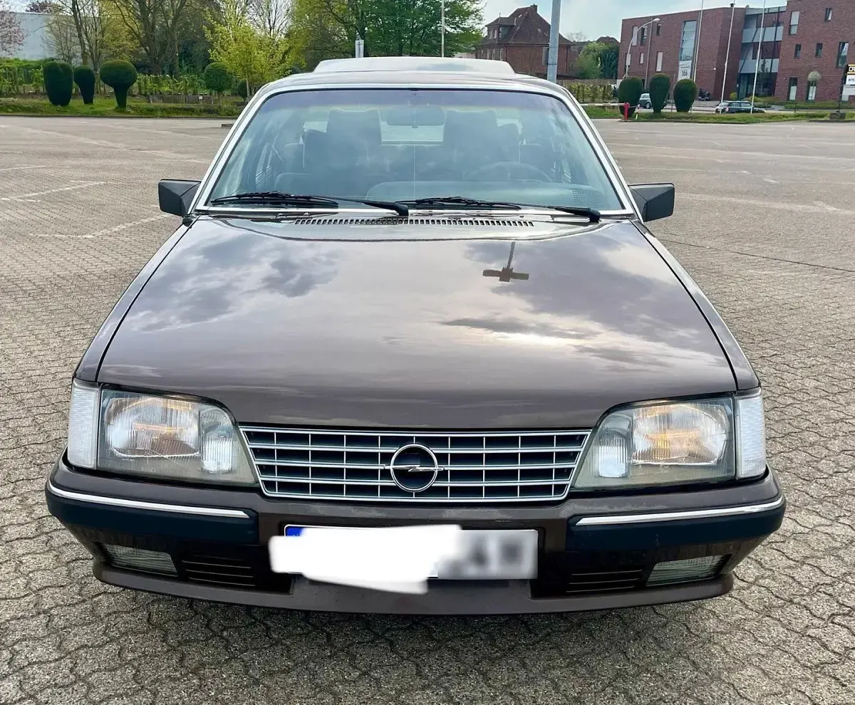 Gebraucht Opel Senator 180 PS (132 kW) 1984 Braun Limousine