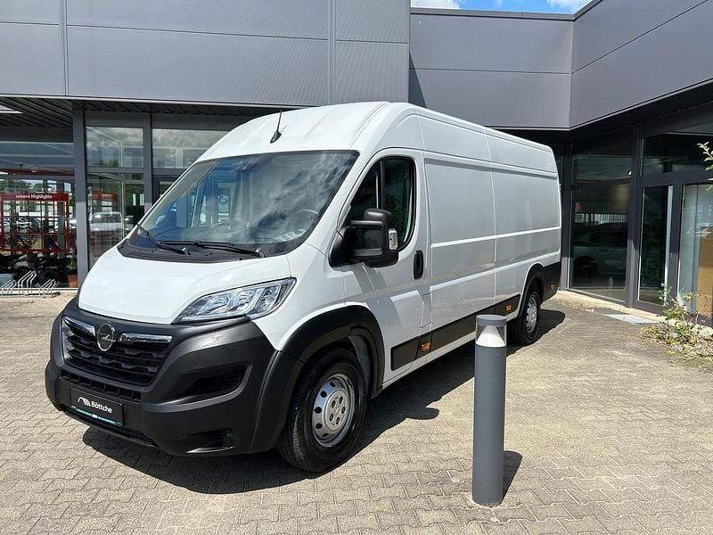 Gebraucht Opel Movano 165 PS (121 kW) 2024 Lackierung weiss icy/typ aussenverkleidung spiegel flach standard Van