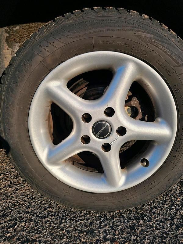 Second-hand VW Passat 2000 Berlinǎ