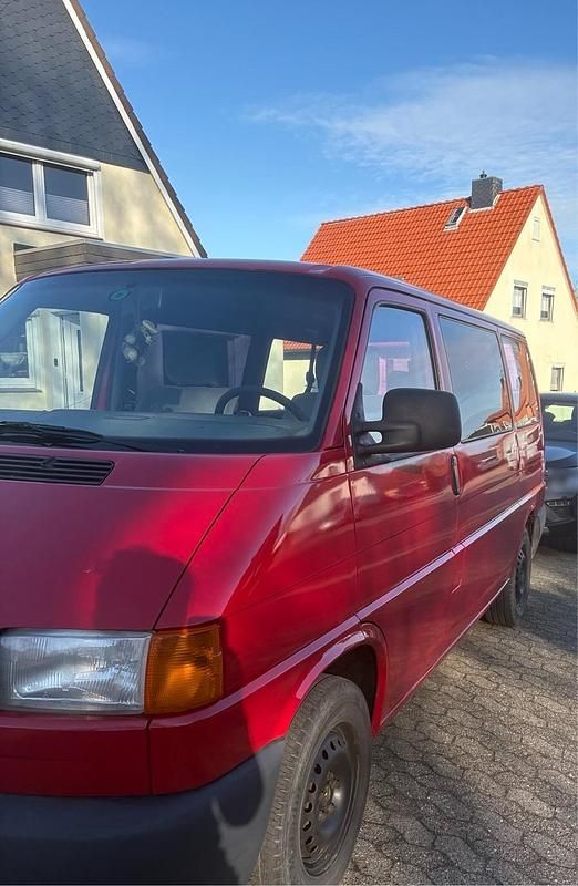 Gebraucht VW Transporter 84 PS (61 kW) 2000 Rot Van