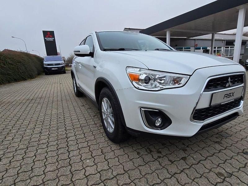 Gebraucht Mitsubishi ASX Plus 114 PS (83 kW) 2017 Weiß SUV