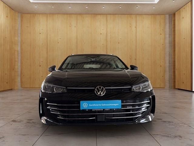 Gebraucht VW Passat IQ Drive 150 PS (110 kW) 2025 Grenadillschwarz metallic Kombi