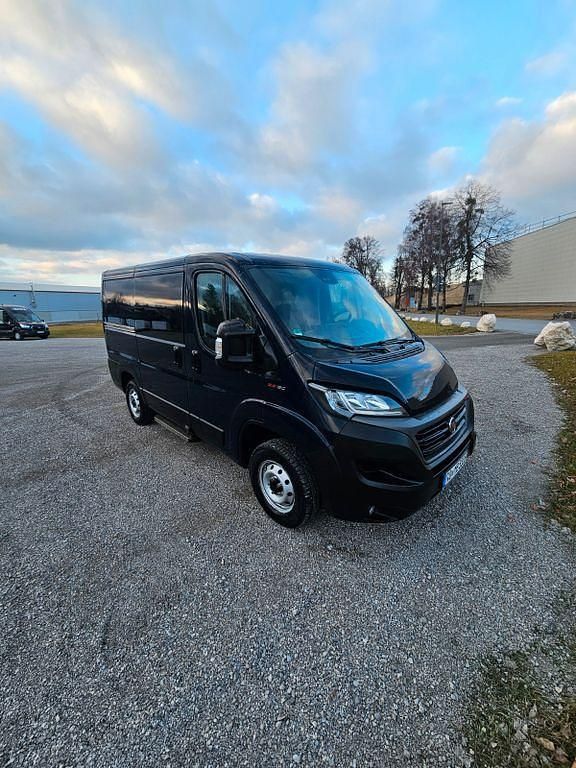 Gebraucht Fiat Ducato 160 PS (117 kW) 2021 Blau Van