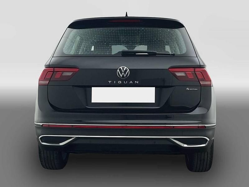 Gebraucht VW Tiguan Elegance 150 PS (110 kW) 2023 Schwarz SUV
